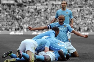 九游娱乐官方平台-“亚戈·卡尔曼的球场智慧与执行力，成就美洲狮队的未来”